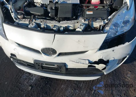 2015 Toyota Prius Four z USA, uszkodzony, nr VIN JTDKN3DU9F1895841